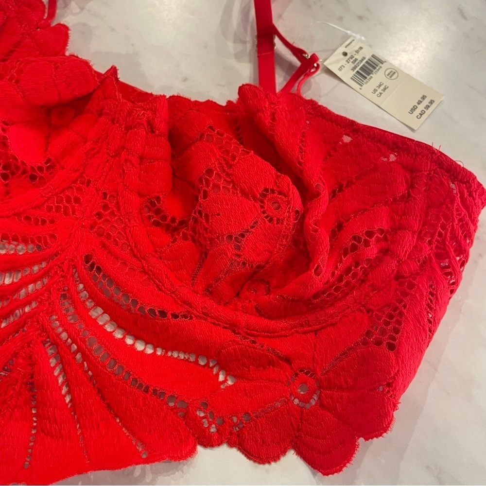Aerie Red and Gold Lace Balconette Bra with Underwire and Scalloped Trim - Picture 4 of 12